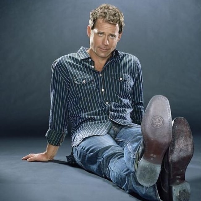 Greg Kinnear Height Weight Age Spouse Family Facts Biography