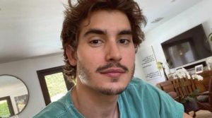 Henry Zaga