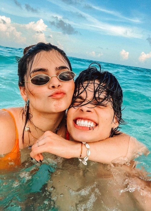 JeanCarlo León as seen in a picture that was taken with his sister Malexa León in Tulum, Quintana Roo in November 2020