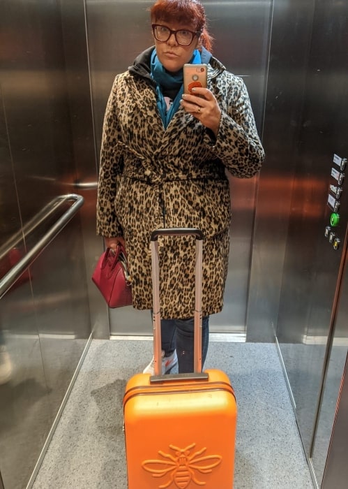 Jenny Ryan sharing an early morning lift selfie in November 2019