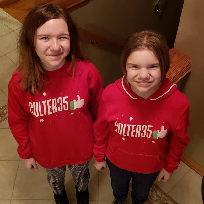 Jillian Babyteeth4 as seen in a picture that was taken with her sister Addie Babyteeth4 in December 2020