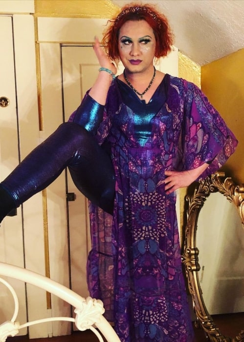 Jinkx Monsoon wishing everyone a happy new year in January 2020