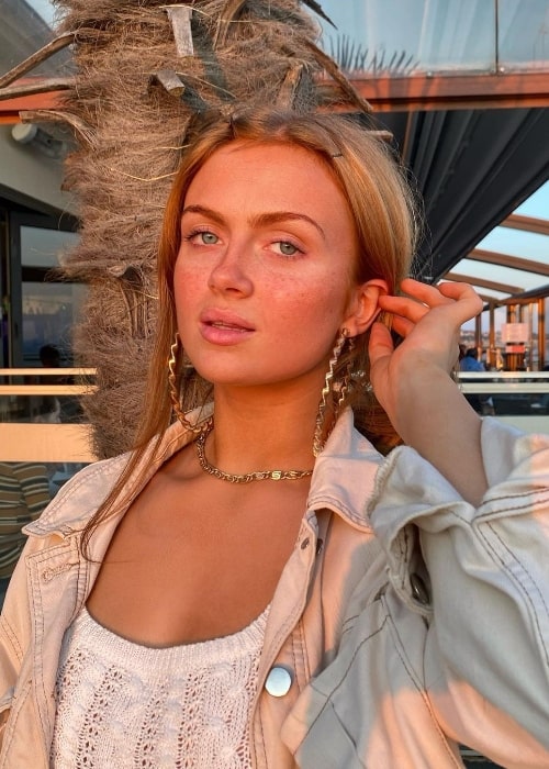 Maisie Smith as seen in September 2020