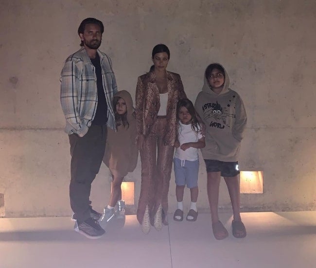 Mason Disick (Corner Right) posing for the camera along with his parents and siblings
