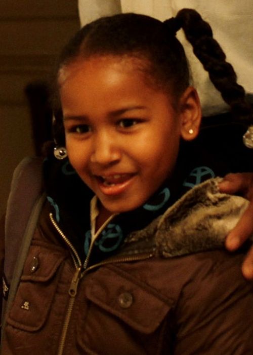 Sasha Obama as seen on her first day of school in 2009