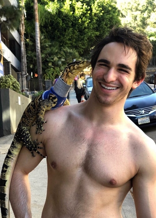 Zachary Gordon as seen in a shirtless picture that was taken at Runyon Canyon Park in Los Angeles in March 2019