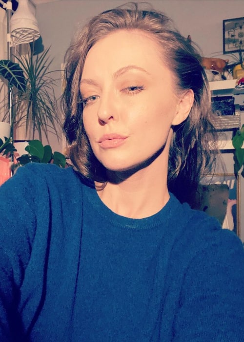 Katharine Isabelle in an Instagram selfie from October 2020