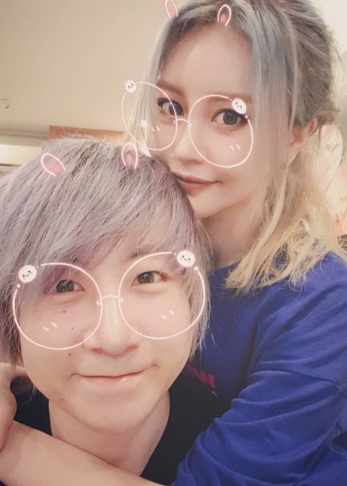 Maxmello as seen in a selfie with his beau Wengie in January 2020