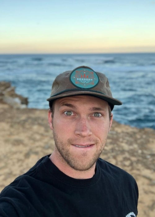 Phillip Phillips in an Instagram selfie from May 2019