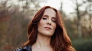 Simone Simons