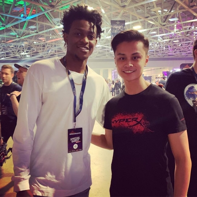 Stewie2K as seen in a picture that was taken with professional basketball player De'Aaron Fox in Dallas, Texas in June 2019