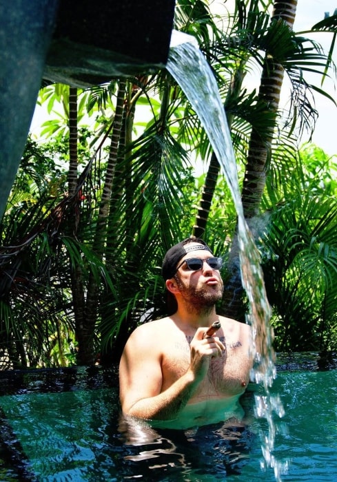 Tyler Rich relaxing in Bali in January 2020