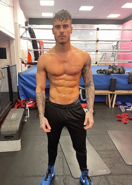 Kori Sampson as seen in a shirtless picture that was taken at the Essex Fight Academy in February 2021