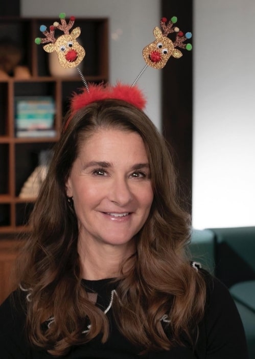 Melinda Gates in December 2020 suggesting everyone to ask her reindeers which holiday is her absolute favorite