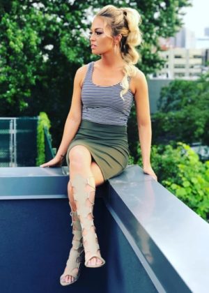 Alisha Edwards Height, Weight, Age, Facts, Spouse, Biography