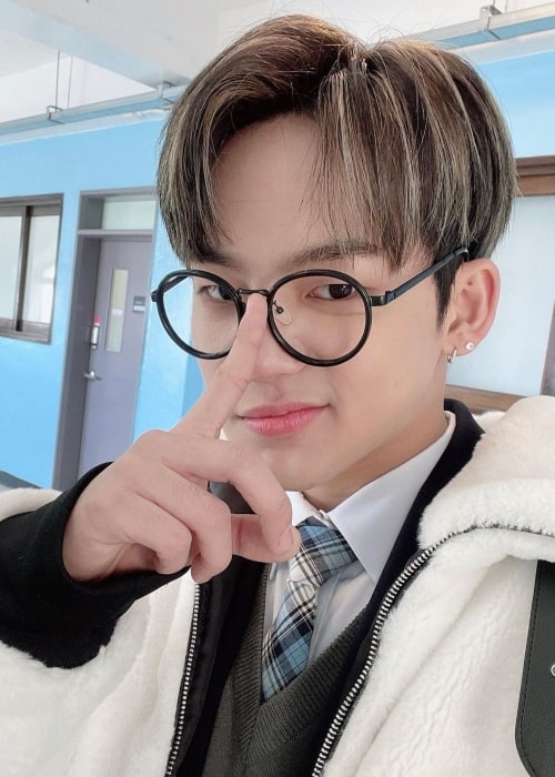 Choi Hyun-suk as seen in a selfie that was taken in the past