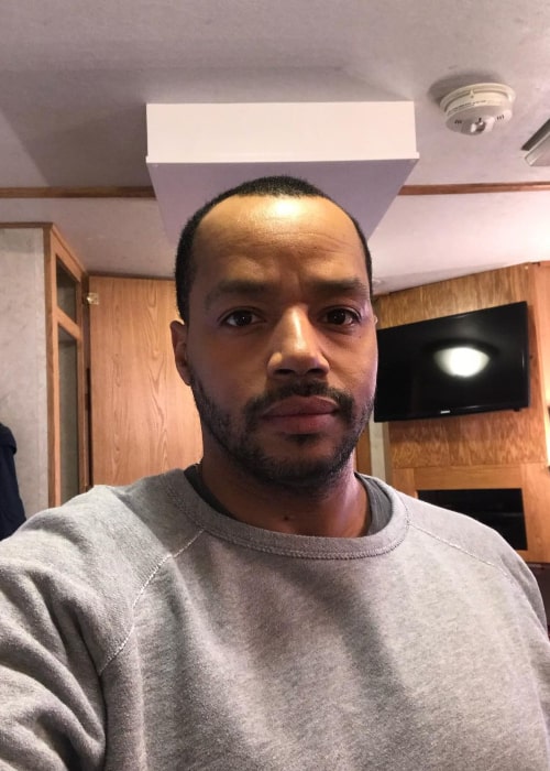 Donald Faison in an Instagram selfie from December 2020