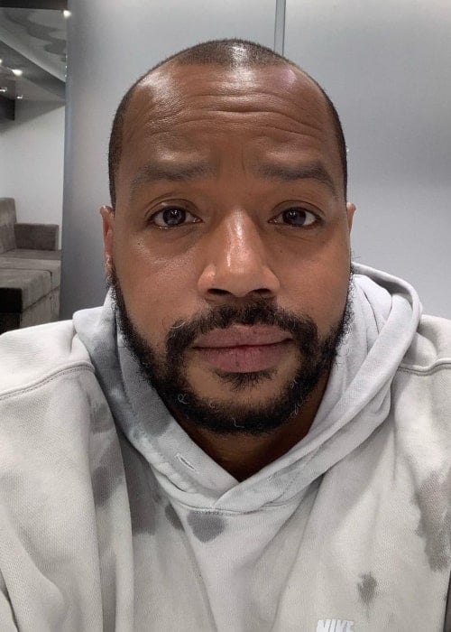 Donald Faison in an Instagram selfie from February 2021