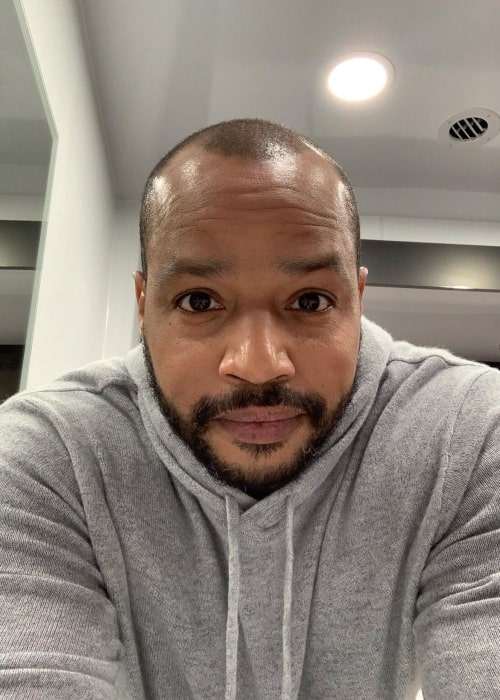 Donald Faison in an Instagram selfie from January 2021