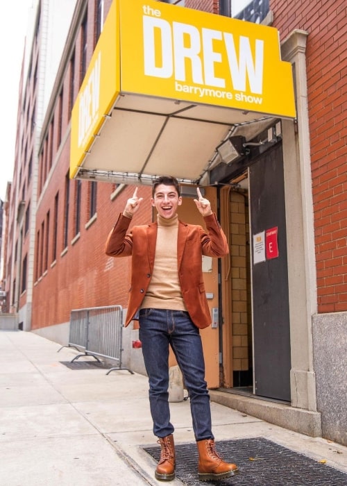 Eitan Bernath as seen in a picture that was taken in front of the The Drew Barrymore Show building in December 2020