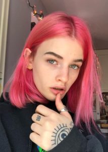 Esther McGregor Height, Weight, Age, Facts, Biography, Family