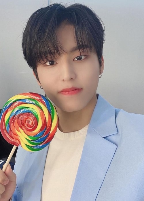 Jeongwoo (Treasure) Height, Weight, Age, Girlfriend, Facts, Biography