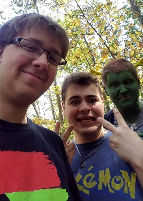 Nathaniel Bandy and his friends in a selfie that was taken in October 2017