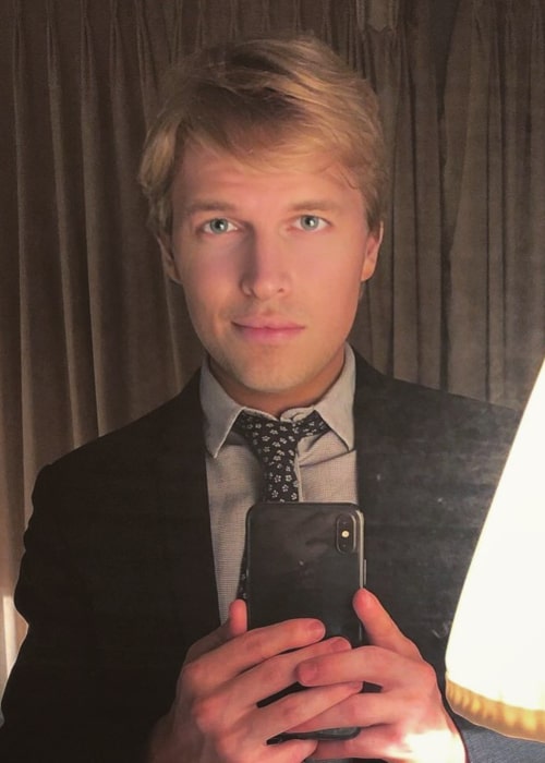 Ronan Farrow in an Instagram selfie from March 2020