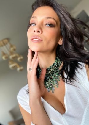 Carolina Miranda Height, Weight, Age, Boyfriend, Facts, Biography