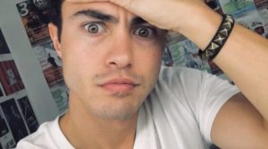 Darren Barnet