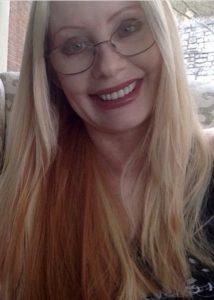 Karen Marie Moning Height, Weight, Family, Facts, Education, Biography