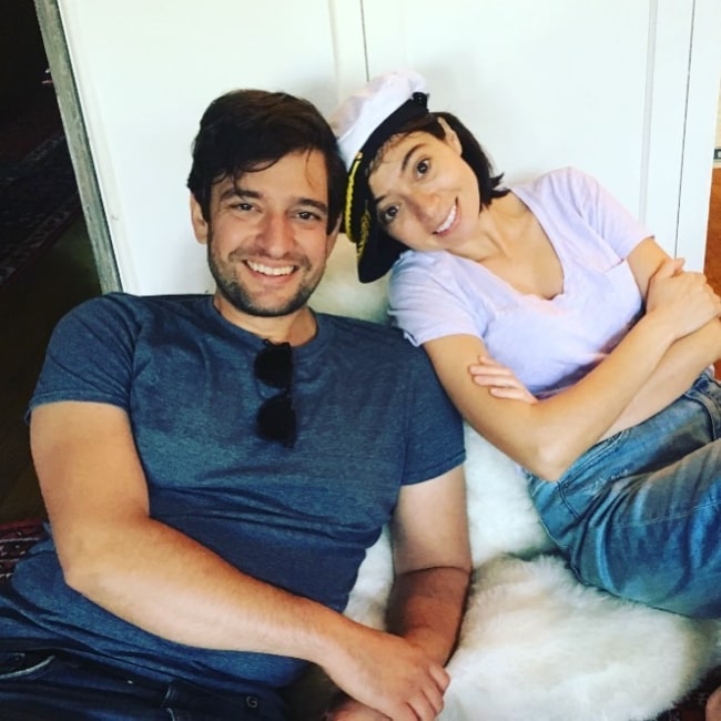 Kate Micucci as seen in a picture with her spouse Jake Sinclair in December 2020