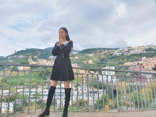 Lee Da-hee as seen while posing for a stunning picture in Positano, Italy