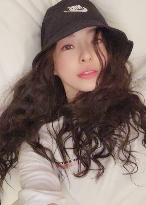 dahee selca