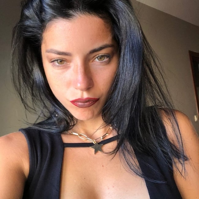 Merve Boluğur taking a selfie in October 2020