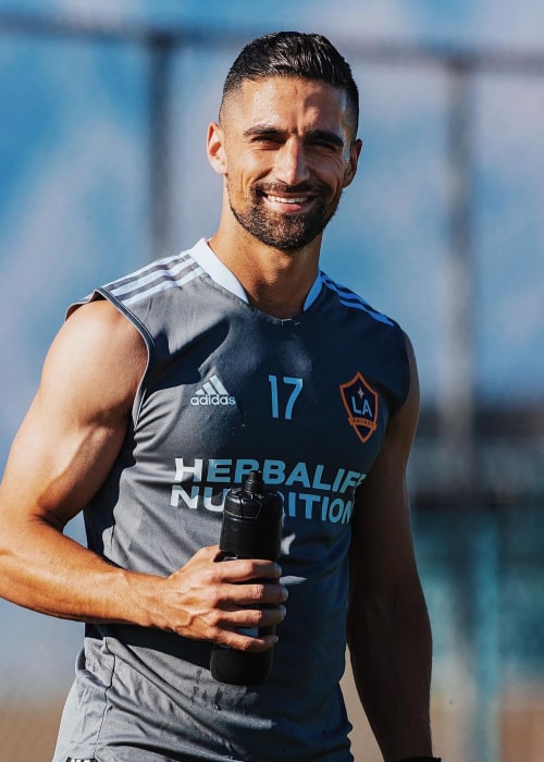 Sebastian Lletget Height, Weight, Age, Family, Facts, Girlfriend, Biography