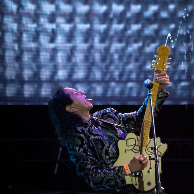 Álex Lora as seen in a picture that was taken during his live performance in Zócalo on November 11, 2015