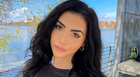 Andrea Botez Height, Weight, Age, Body Statistics