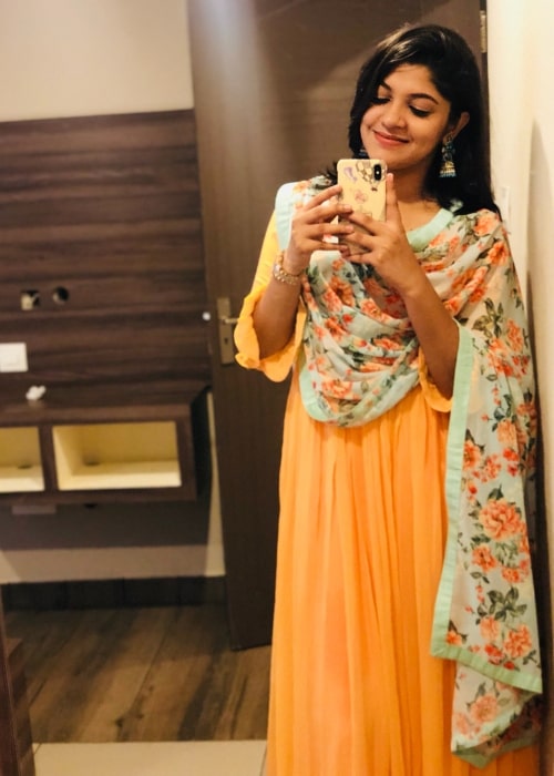 Aparna Balamurali as seen while taking a mirror selfie in Perintalmanna, Kerala in June 2018