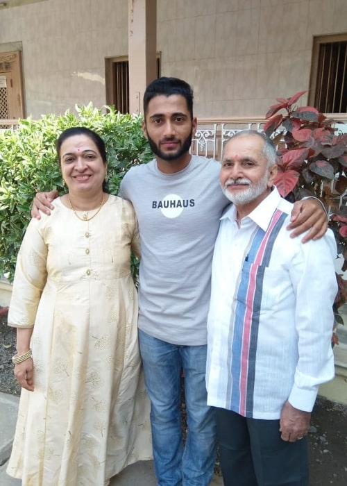 Arzan Nagwaswalla with his parents, as seen in March 2019