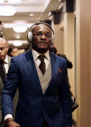 Kamaru Usman Height, Weight, Family, Spouse, Education, Biography