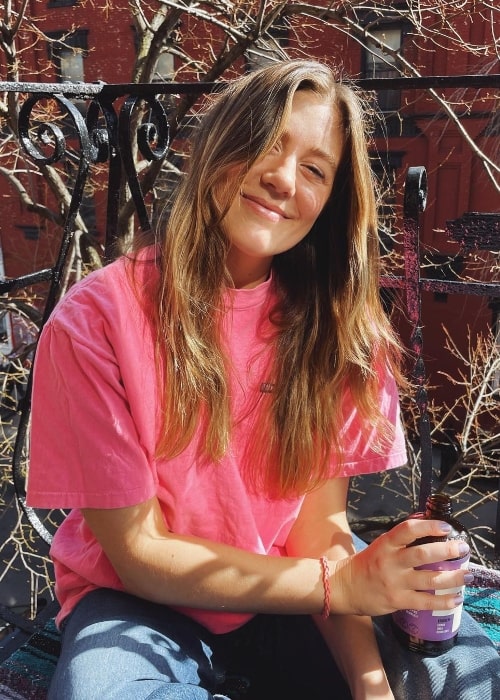 Laura Dreyfuss in West Village in New York City, New York in March 2021