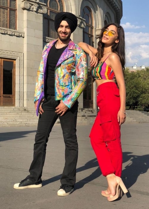 Shehzad Deol as seen in a picture that was taken with Instagram star Halina Kuchey in October 2020