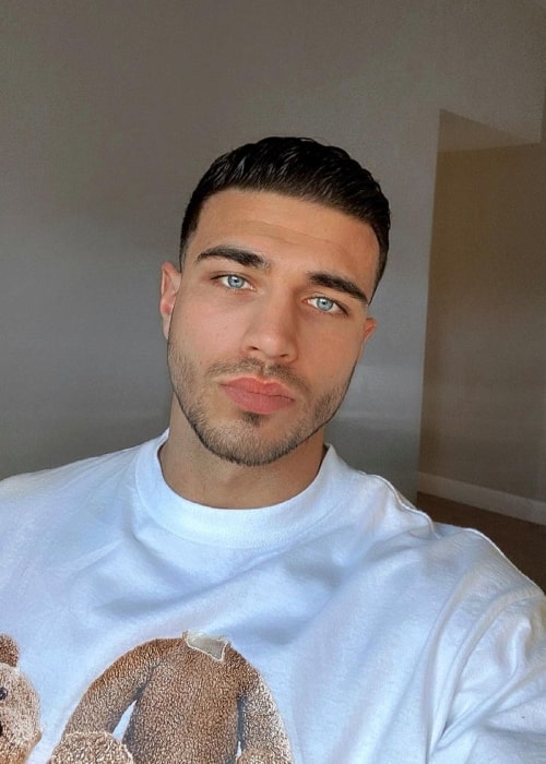 Tommy Fury as seen in a selfie that was taken in March 2021