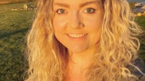 Colleen Hoover