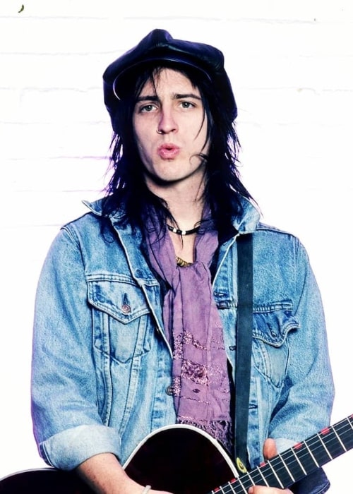 Izzy Stradlin Height, Weight, Family, Facts, Spouse, Education, Biography