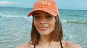 Leslie Grace
