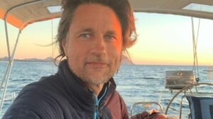 Martin Henderson