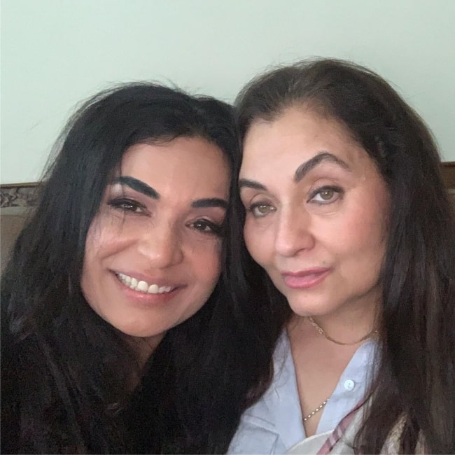 Meera as seen in a selfie with British-Pakistani singer and actress Salma Agha in February 2021