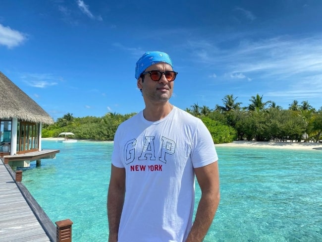 Rohit Roy enjoying his time in Maldives in March 2021